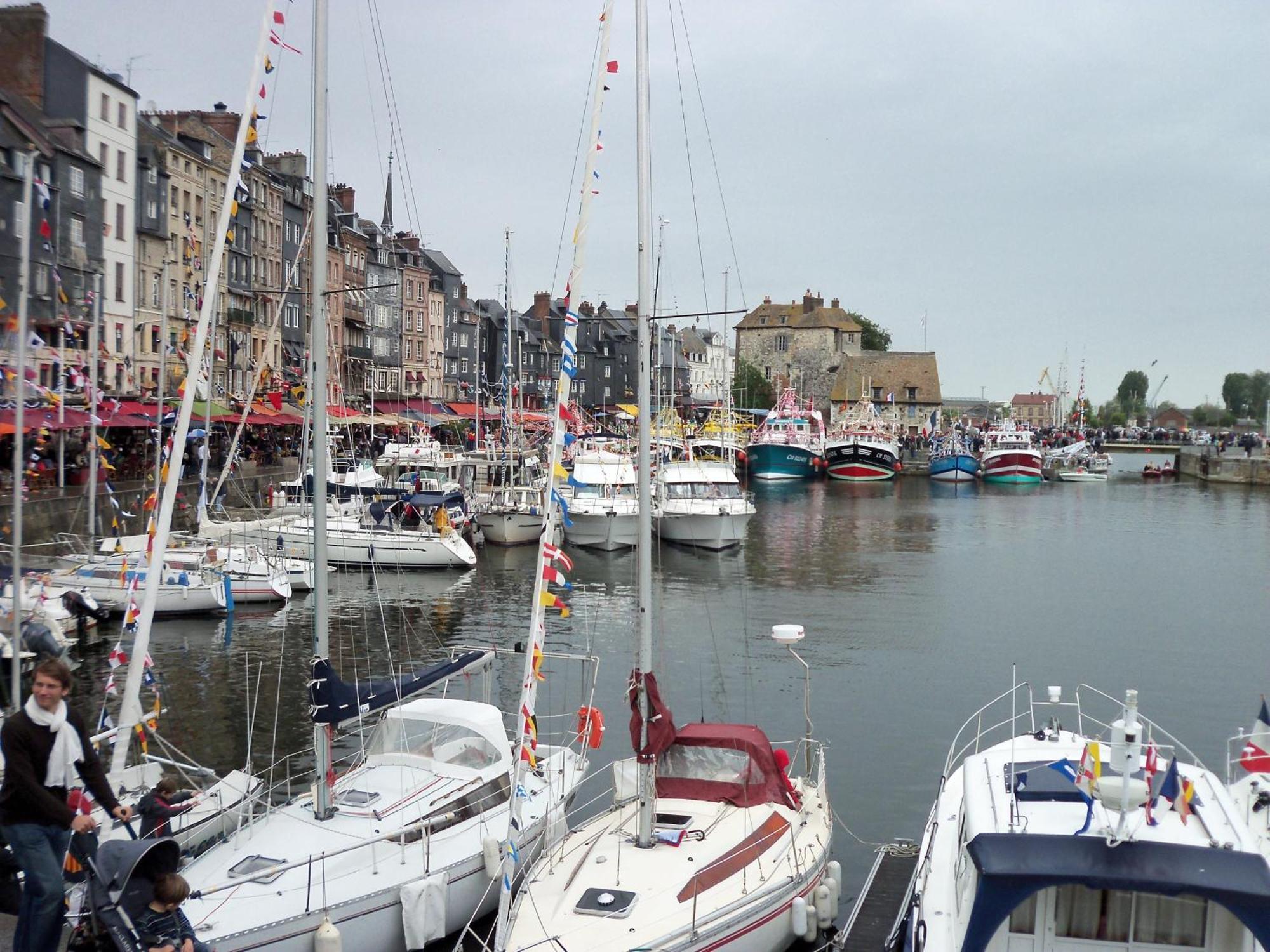 L'Ex-Voto Bed and Breakfast Honfleur Eksteriør billede