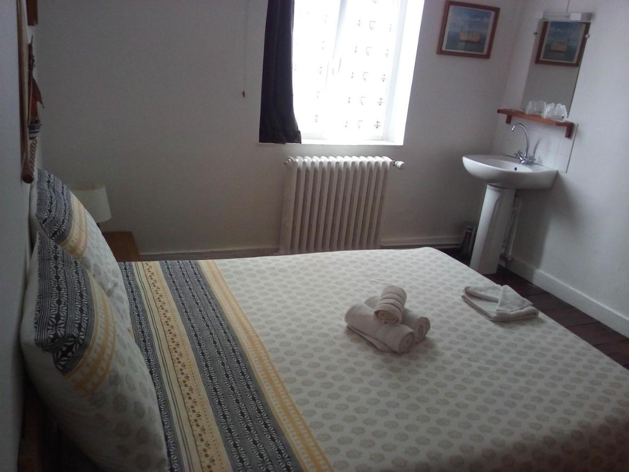 L'Ex-Voto Bed and Breakfast Honfleur Eksteriør billede